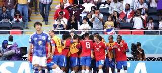 Costa Rica comemora a vitória sobre o Japão. (Foto/Divulgação/Fifa)