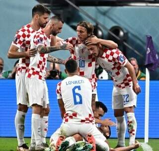 Croácia comemorando gol neste domingo. (Foto: Reprodução / Fifa)