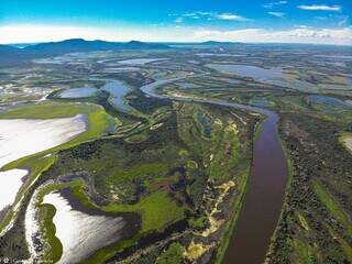 Imagem aérea do Pantanal, na região da Serra do Amolar. (Foto: Gustavo Figueiroa)