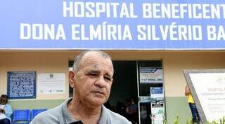 Maurício conseguiu fazer cirurgia no Hospital Elmíria Silvério Barbosa, em Sidrolândia (Foto: Bruno Rezende)