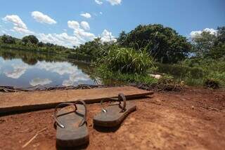 Homem achado nu em lago na sa&iacute;da para Rochedo tinha 43 anos