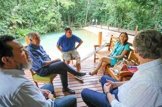 Representantes de Mato Grosso do Sul em reunião com a conselheira da União Europeia, Ana Beatriz Martins. (Foto: Divulgação)