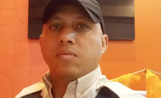 Mulher procura por marido que desapareceu ao sair do trabalho 