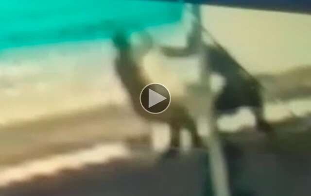 V&iacute;deo mostra momento em que morador de rua &eacute; esfaqueado e morto no Centro