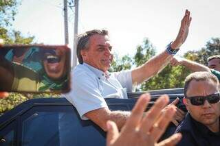 Presidente Jair Bolsonaro durante passagem por Campo Grande (Foto: Henrique Kawaminami/Arquivo)