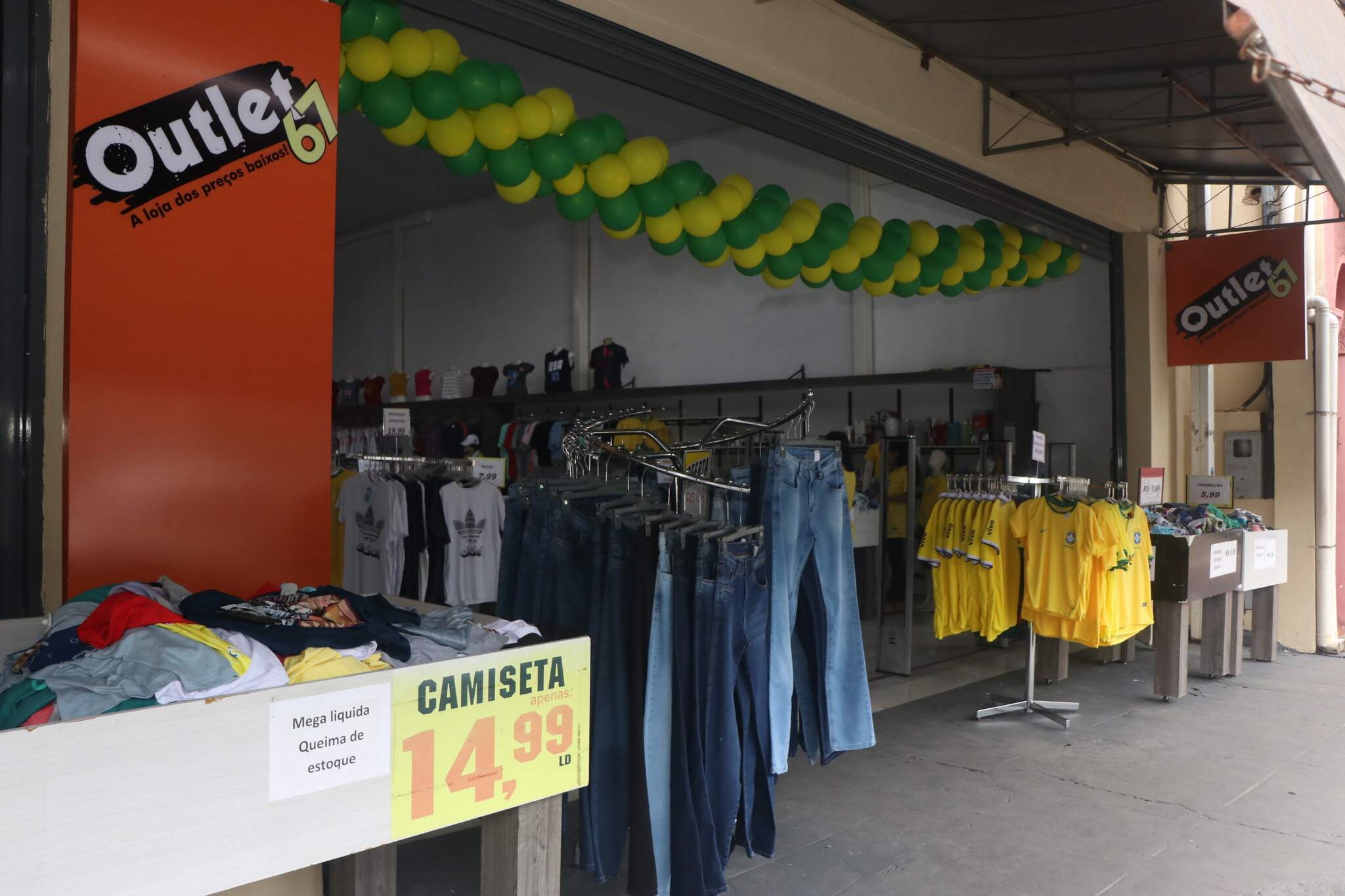 Loja de roupa no centro vai fechar as portas, último mês queima total do  estoque - Conteúdo Patrocinado - Campo Grande News