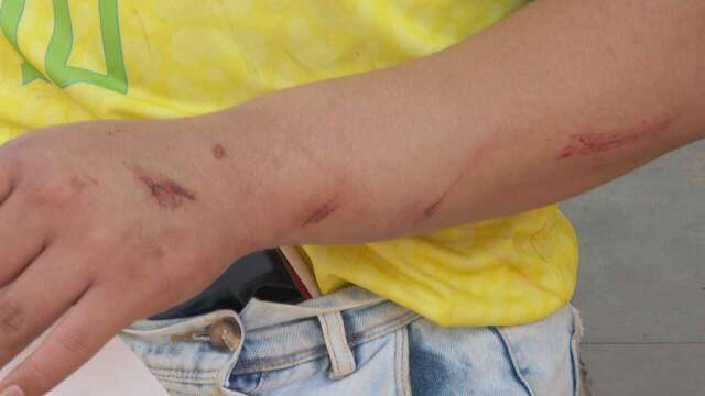 Envolvida em briga na frente de tabacaria diz que n&atilde;o fez emboscada contra jovem