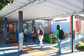 Escola Joaquim Murtinho onde reforma será feita pelo governo do Estado. (Foto: Henrique Kawaminami)