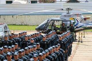 Mais de 5,4 mil policiais trabalham em operação especial do fim de ano (Foto: Henrique Kawaminami)