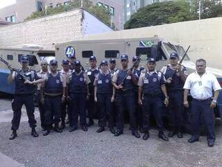 Antigos funcionários da empresa Cifra Segurança. (Foto: Divulgação / Facebook)