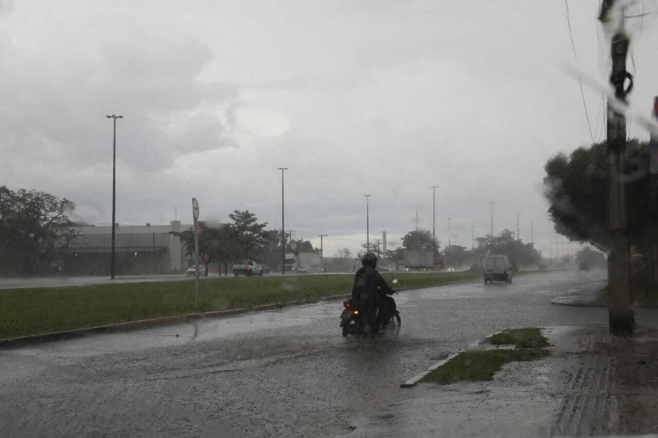 Domingo amanhece garoando e previsão é de chuva em todo Estado - Cidades -  Campo Grande News