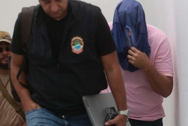 Corretor de im&oacute;veis mantinha pornografia infantil no notebook do escrit&oacute;rio