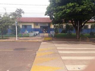 Escola onde ameaças teriam ocorrido fica na Vila Manoel Taveira. (Foto: Reprodução Redes Sociais)