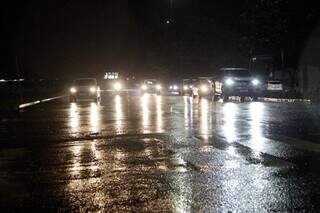 Chuva Região do Tiradentes, no início da noite desta quinta-feira. (Foto: Alex Machado)