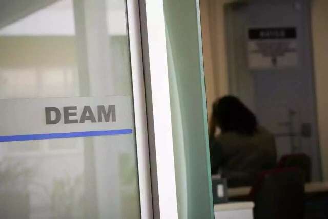 Mulher sofre tentativa de sequestro enquanto caminhava para o trabalho