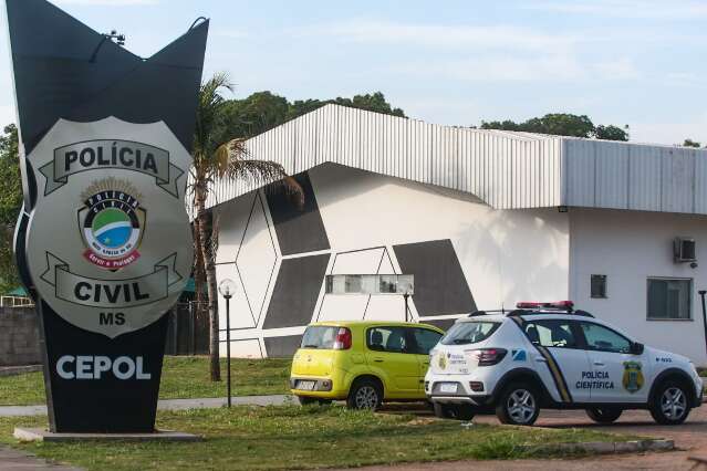 Rapaz se apresenta como advogado na delegacia e acusa policial de tortura