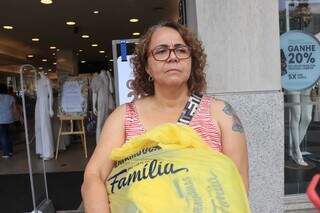 Consumidor aproveita hor&aacute;rio especial para comprar com calma no Centro
