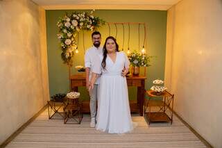 Amor fez Sirlei ficar horas costurando vestidos de noiva para as 3 noras