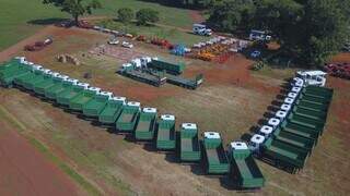 Reinaldo entrega m&aacute;quinas e ve&iacute;culos para agricultura familiar em 39 munic&iacute;pios