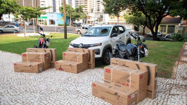 Prefeitura ir&aacute; sortear 24 pr&ecirc;mios a quem pagar IPTU em dia