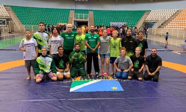 Equipe de MS fatura 16 medalhas no Centro-Oeste de Luta Ol&iacute;mpica