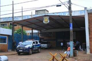 Ap&oacute;s mudar de cela, interno &eacute; achado morto com dentes quebrados 
