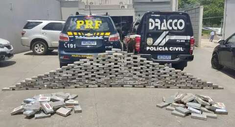 Após apreensão de R$ 32 milhões em cocaína, polícia descobre depósito da droga