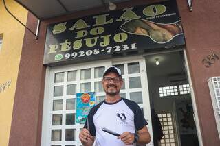 No Bairro Coronel Antonino, Leandro é proprietário do salão do Pé Sujo. (Foto: Paulo Francis)