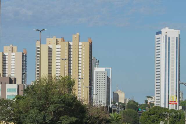 S&aacute;bado ser&aacute; abafado, com calor de at&eacute; 33&nbsp;&deg;C e chuvas em MS