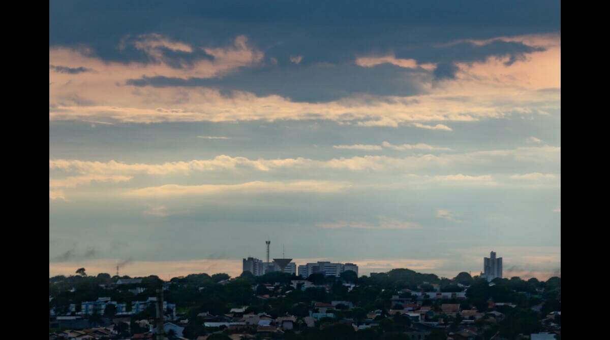 Domingo amanhece garoando e previsão é de chuva em todo Estado - Cidades -  Campo Grande News