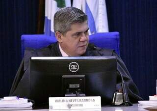 Conselheiro do TCE/MS afastado, Waldir Neves. (Foto: Divulgação TCE/MS)