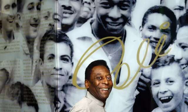 Pel&eacute; tem progress&atilde;o de doen&ccedil;a oncol&oacute;gica, informa boletim m&eacute;dico