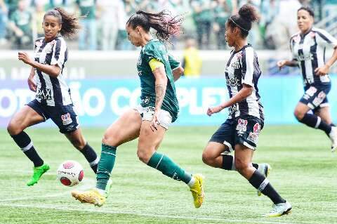 Palmeiras vence Santos por 2 a 1 e confirma título do Paulistão Feminino