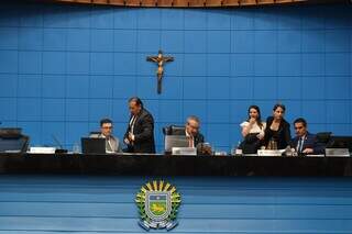 Membros da mesa diretora da Assembleia Legislativa de Mato Grosso do Sul (Foto: Divulgação/ALMS)