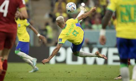 Golaço de Richarlison contra a Sérvia é eleito o gol mais bonito da Copa 