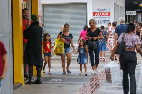 Este ano, o Natal vai ser de presentes, lembrancinhas ou s&oacute; de abra&ccedil;os?