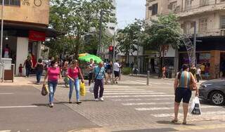 Movimentação no centro de Campo Grande foi traquilo na manhã deste sábado (Foto: Mariely Barros)