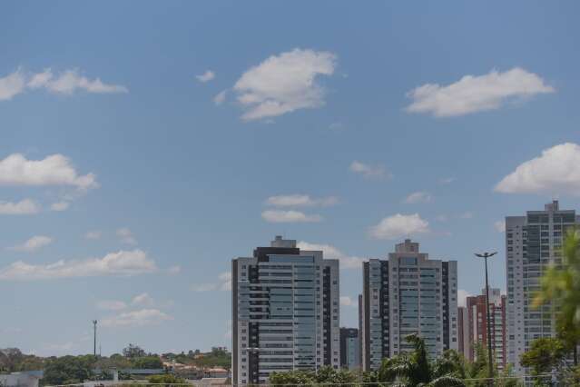 Hoje tem c&eacute;u claro, temperaturas amenas e previs&atilde;o de chuva forte