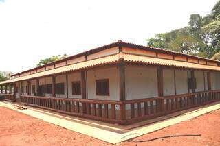 Fachada do espaço conhecido como &#34;Casa do Homem Pantaneiro&#34;, no Parque das Nações Indígenas. (Foto: Paulo Francis)