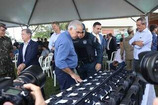 A Polícia Militar também recebeu 6.250 pistolas Beretta. (Foto: Paulo Francis)