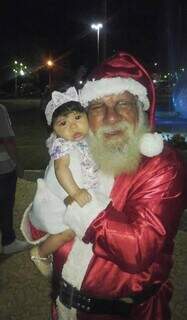 No Facebook, Ribeiro tem registros de quando era Papai Noel. (Foto: Arquivo pessoal)