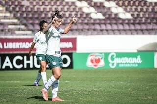 Patrícia Sochor comemorando gol pelo Palmeiras contra a Ferroviária (Foto: Divulgação/Palmeiras)