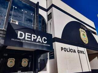 Homem é encontrado morto com ferimentos de pedradas na cabeça Homem é encontrado morto com ferimentos de pedradas na cabeça