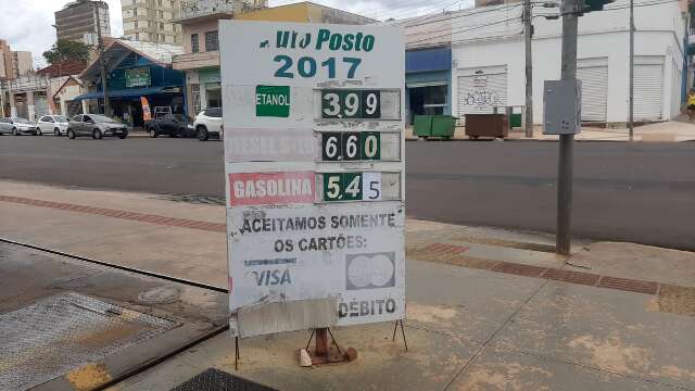 Pre&ccedil;o da gasolina sobe at&eacute; 16% nesta segunda-feira 