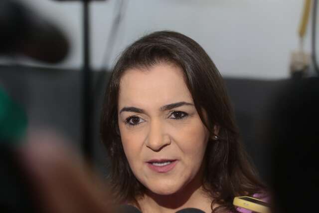 Adriane Lopes diz que 20% dos comissionados n&atilde;o voltam &agrave; prefeitura