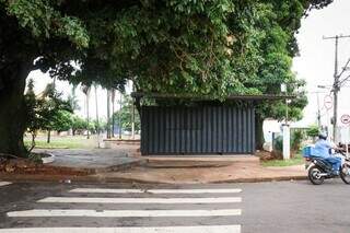 Homem &eacute; espancado e moradores reclamam de pra&ccedil;a ocupada por usu&aacute;rios de drogas