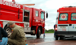 Carro capota e passageira de 70 anos morre em acidente na BR-060