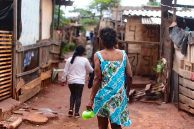 Moradores da Comunidade do Mandela v&atilde;o receber novas moradias em 2024