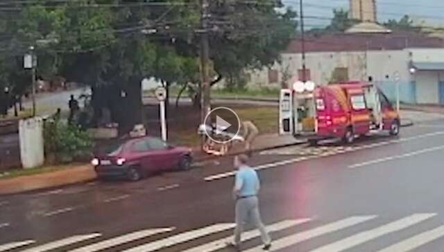 Homem &eacute; espancado e moradores reclamam de pra&ccedil;a ocupada por usu&aacute;rios de drogas