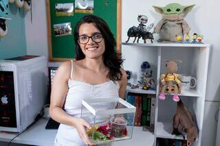 Anitta Pereira Rodrigues é biológa apaixonada por formigas. (Foto: Fabio Renovato)